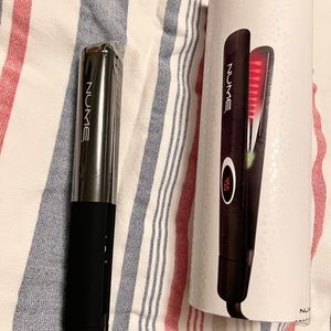NIB NuMe “Megastar” flat iron